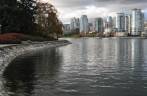 Um dos muitos parques na orla de Vancouver, no Canadá
